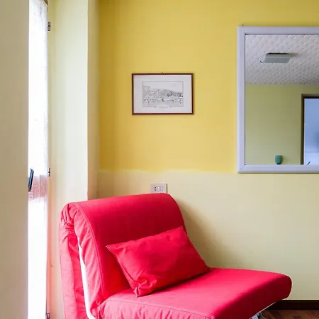 Home At Hotel Villa Stresa 別荘 *
